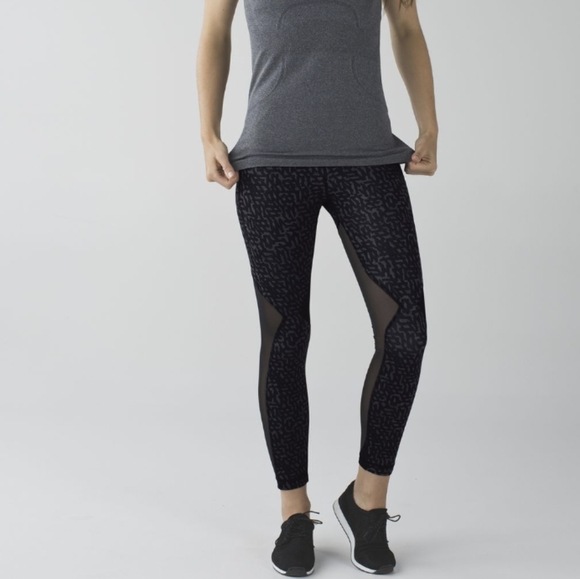 lululemon athletica Pants - Lululemon Running In The City 7/8 Tights Leggings